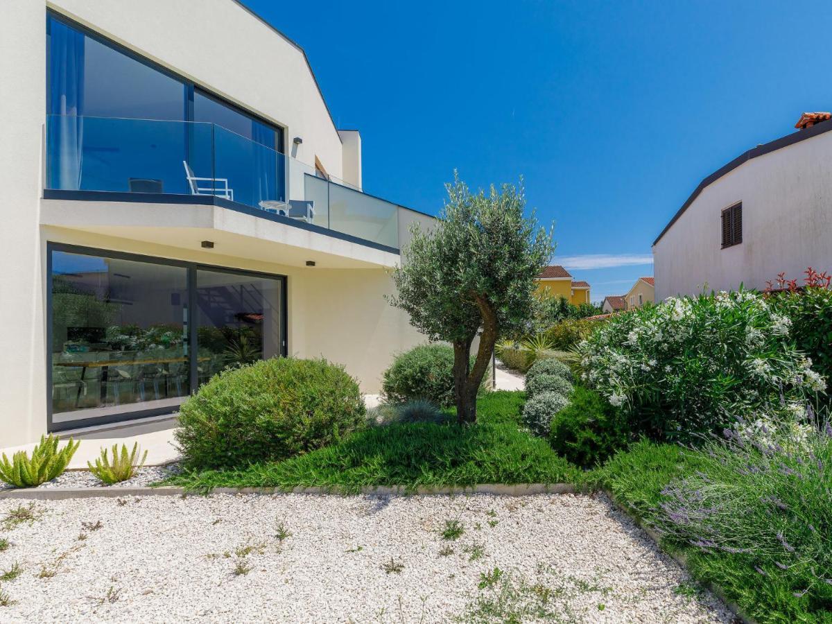 Villa Anna By Interhome