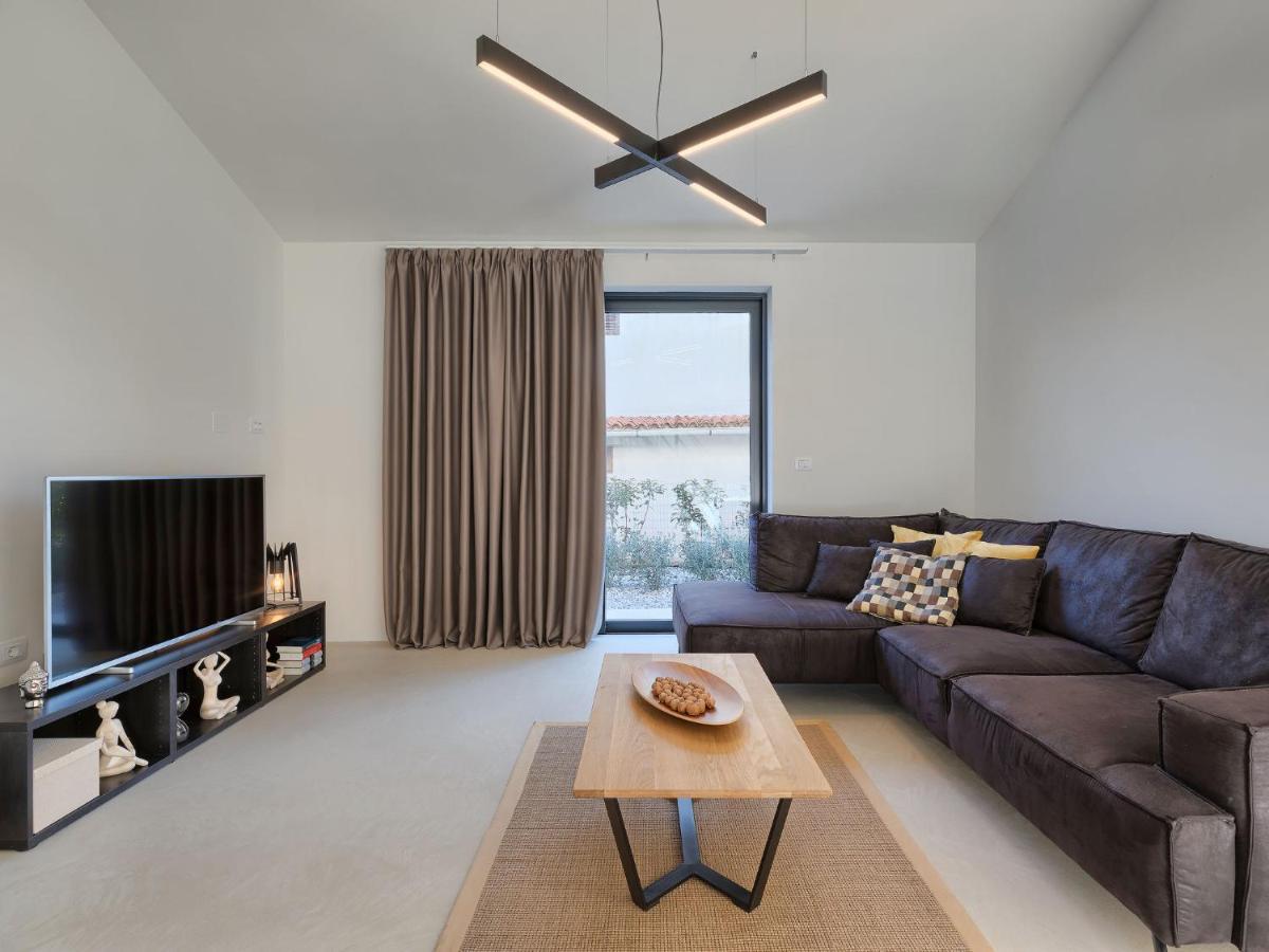 Anna By Interhome Villa Pula